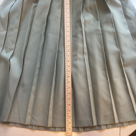 Vintage Lasting Comfort Pleated Skirt - Sage Green - Small - Picture 6 of 14